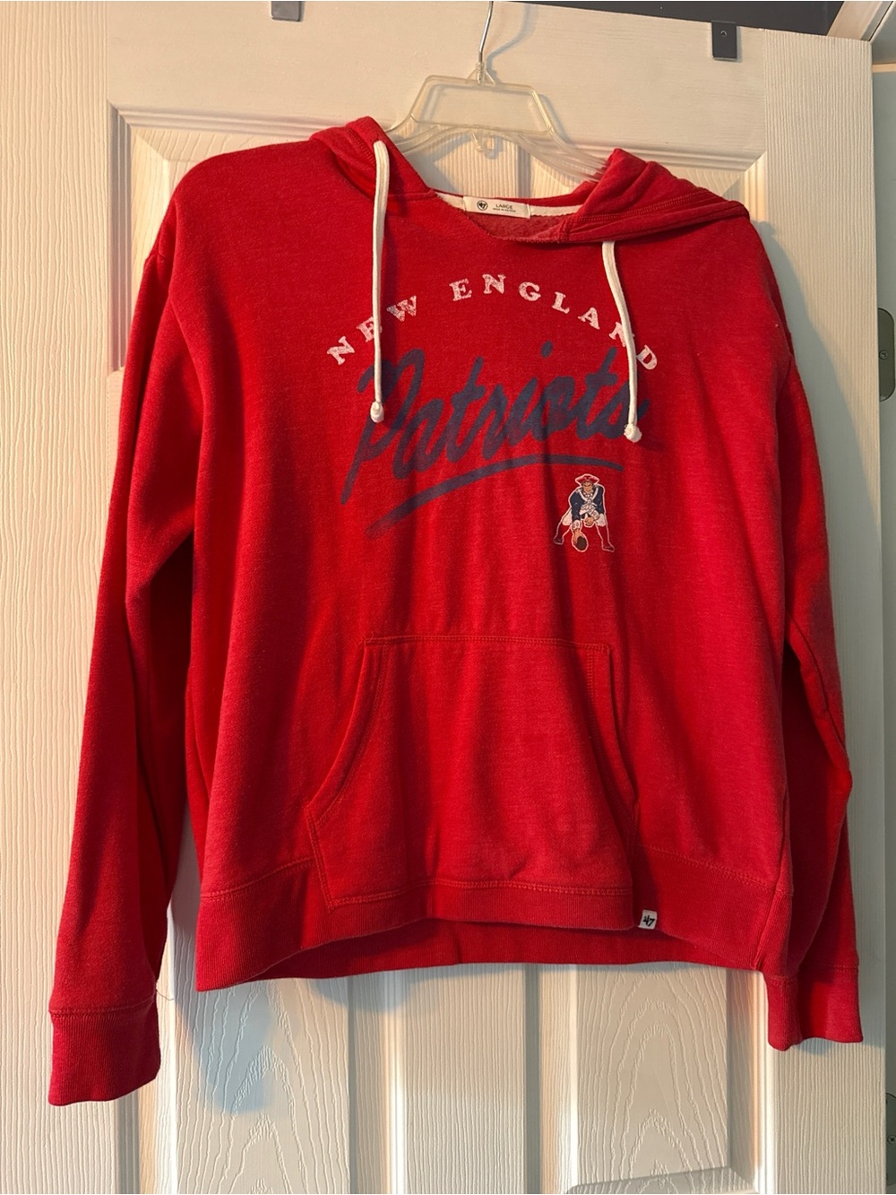 New England Patriots Red Hoodie Brand 47 - Picture 2 of 4